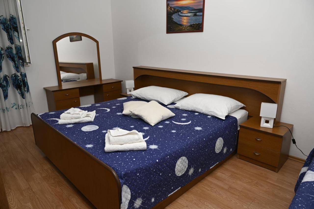 Apartments "Sea View" Miki & Ivana 波尔 外观 照片
