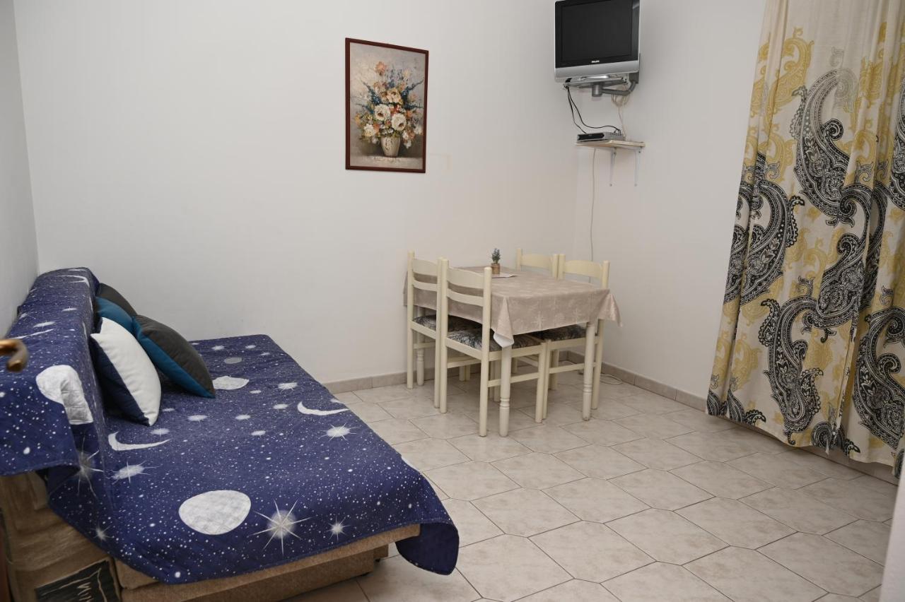 Apartments "Sea View" Miki & Ivana 波尔 外观 照片