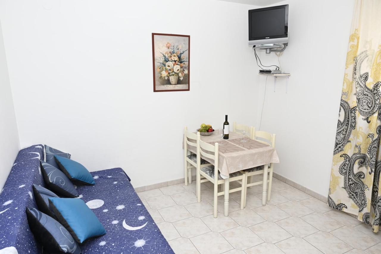 Apartments "Sea View" Miki & Ivana 波尔 外观 照片